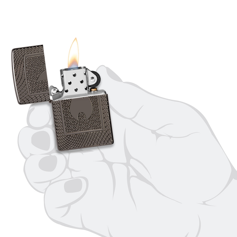 zapalniczka Zippo Pattern Design w dłoni