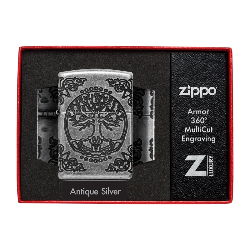 elegancka zapalniczka Zippo zapakowana w pudełko na prezent