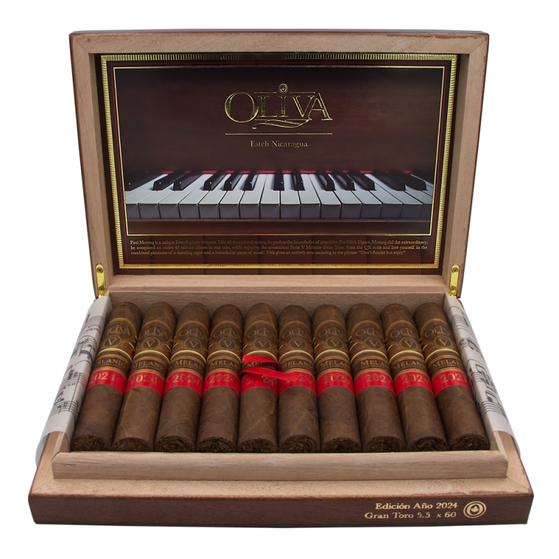 Otwarte pudełko z cygarami Oliva Serie V Melanio Edición Ano Edition Limitada 2024 Otwarte pudełko z cygarami Oliva Serie V Melanio Edición Ano Edition Limitada 2024