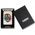 Zippo zapalniczka z kolorową czaszką w czarnym pudełku z logo Zippo zapalniczka z kolorową czaszką w czarnym pudełku z logo