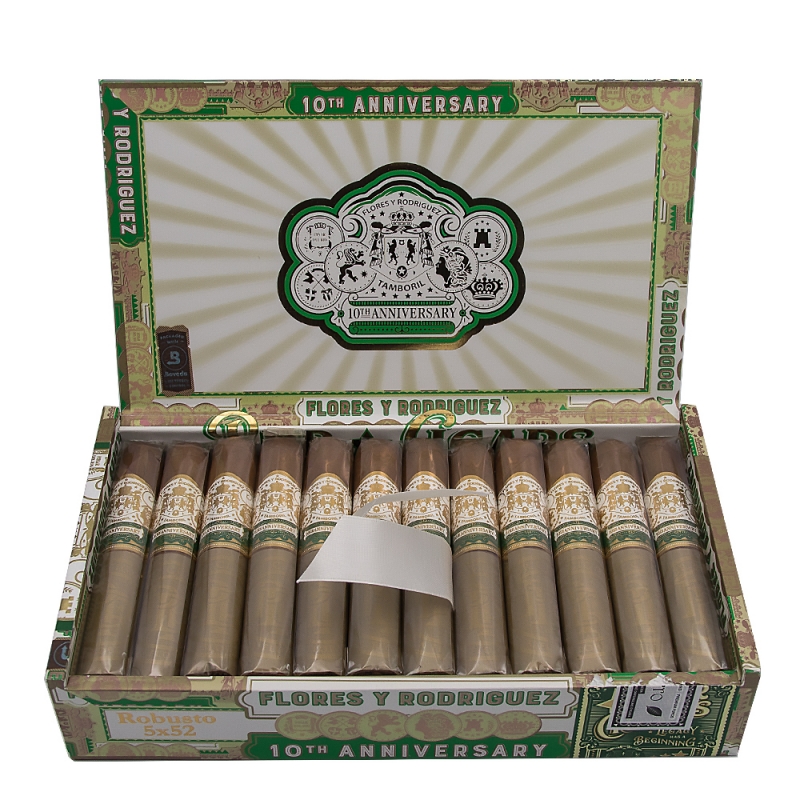otwarte pudełko cygar PDR Flores Y Rodriguez 10th Anniversary Reserva Limitada otwarte pudełko cygar PDR Flores Y Rodriguez 10th Anniversary Reserva Limitada