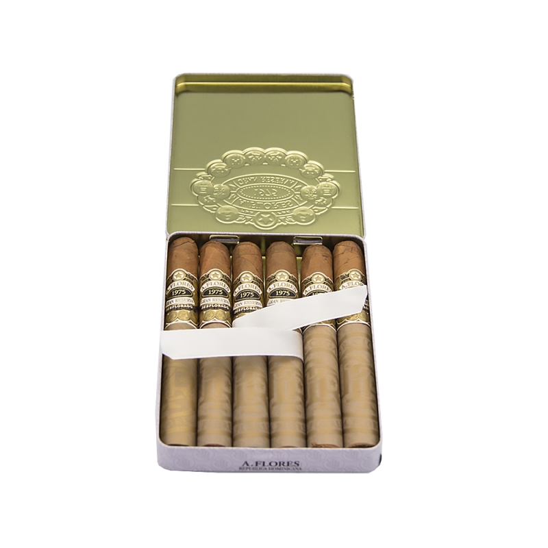 Otwarta blaszka z cygarami PDR A. Flores 1975 Gran Reserva Desflorado Puritos Otwarta blaszka z cygarami PDR A. Flores 1975 Gran Reserva Desflorado Puritos