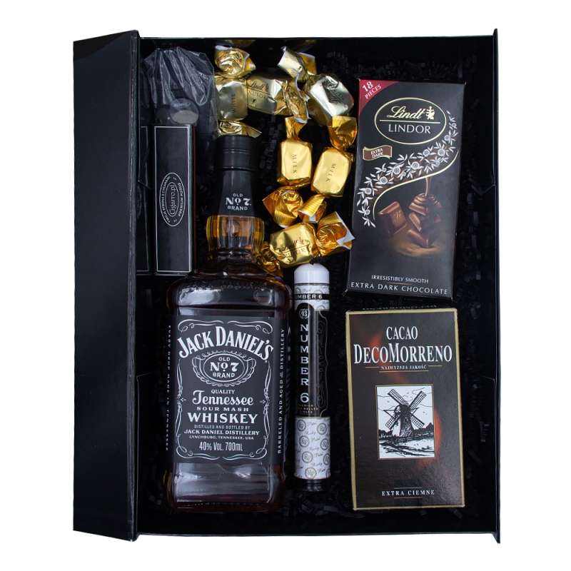 whisky Jack Daniels w zestawie prezentowym ze słodyczami whisky Jack Daniels w zestawie prezentowym ze słodyczami