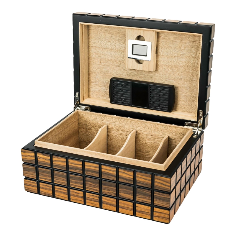 humidor z ciekawym wzorem w kolorze drewna i czerni z nawilżaczem i higrometrem humidor z ciekawym wzorem w kolorze drewna i czerni z nawilżaczem i higrometrem