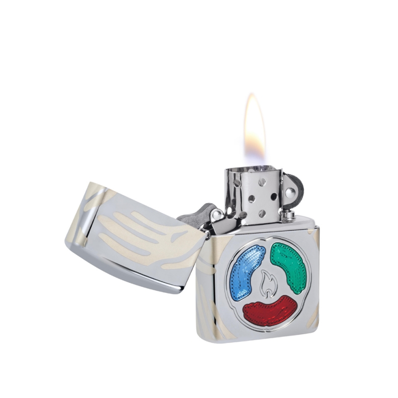 zapalona zapalniczka Zippo Edycja Limitowana 2025 rok