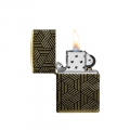 zapalona zapalniczka Zippo na benzynę w geometryczne linie zapalona zapalniczka Zippo na benzynę w geometryczne linie
