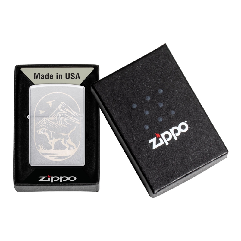 prezent srebrna zapalniczka zippo w czarnym pudełku prezent srebrna zapalniczka zippo w czarnym pudełku