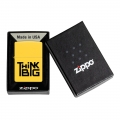 czarne pudełko z logo Zippo z zółta zapalniczką w środku czarne pudełko z logo Zippo z zółta zapalniczką w środku
