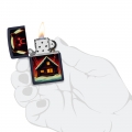 zapalniczka Zippo na benzyne z ilustracją dużego niedźwiedzia ze świecącymi oczami zapalniczka Zippo na benzyne z ilustracją dużego niedźwiedzia ze świecącymi oczami