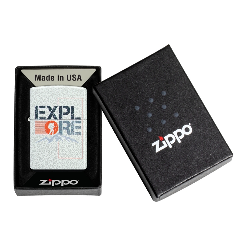 Zapalniczka Zippo Explore Design w czarnym pudełku z logo ZIPPO Zapalniczka Zippo Explore Design w czarnym pudełku z logo ZIPPO