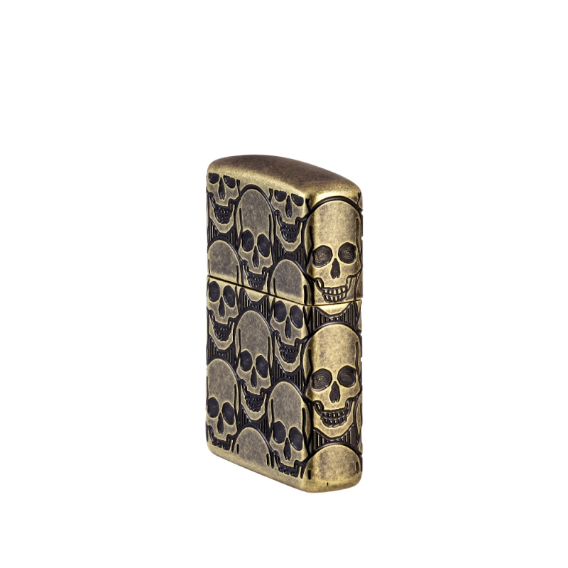 zapalniczka Zippo w kolorze czarnym ze złotymi czaszkami zapalniczka Zippo w kolorze czarnym ze złotymi czaszkami