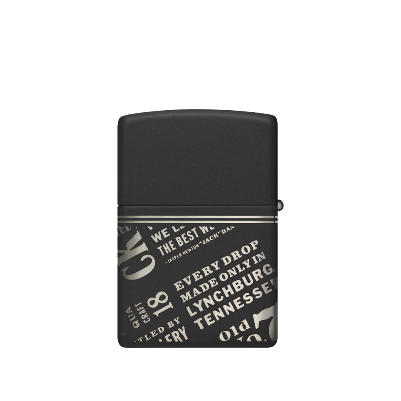 Zapalniczka Zippo Jack Daniels 60007230 w czarnym kolorze pokazana od tyłu Zapalniczka Zippo Jack Daniels 60007230 w czarnym kolorze pokazana od tyłu