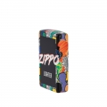 logo Zippo w nowoczesnym wydaniu w kolorze białym na zapalniczce logo Zippo w nowoczesnym wydaniu w kolorze białym na zapalniczce