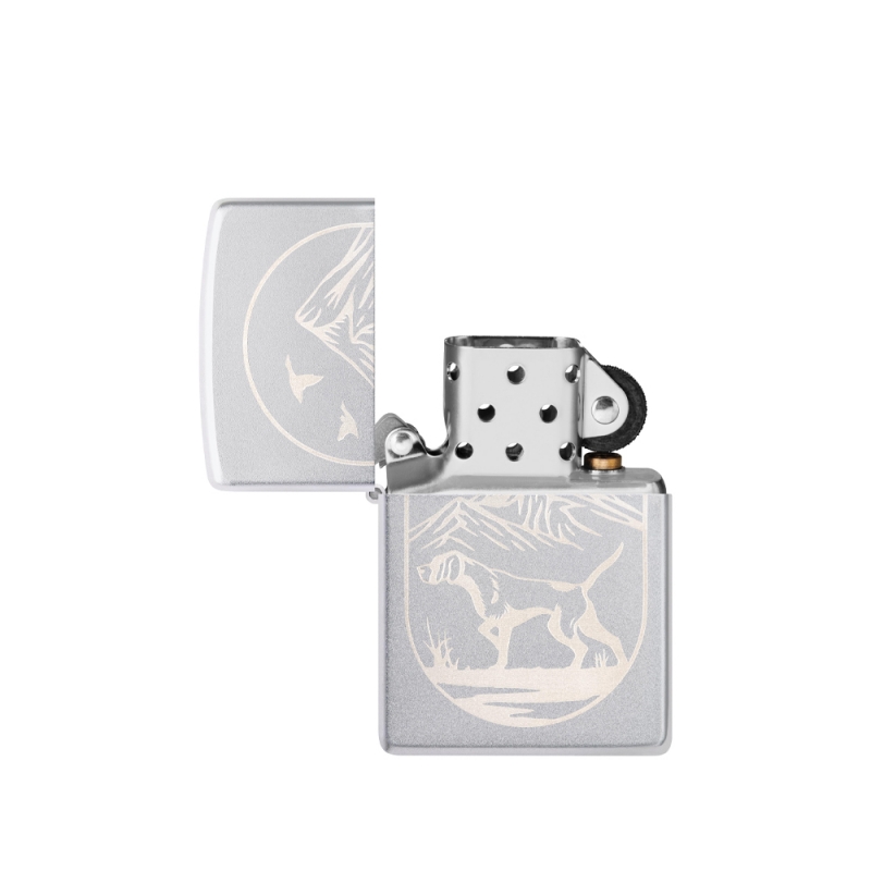 otwarta zapalniczka benzynowa Zippo z charakterystycznym kliknięciem otwarta zapalniczka benzynowa Zippo z charakterystycznym kliknięciem