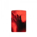 zapalniczka Zippo w kolorze czerwonym z widoczną dłonią w kolorze czarnym zapalniczka Zippo w kolorze czerwonym z widoczną dłonią w kolorze czarnym