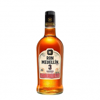 butelka Rumu Medellín 3 Anos 40% 0,7l