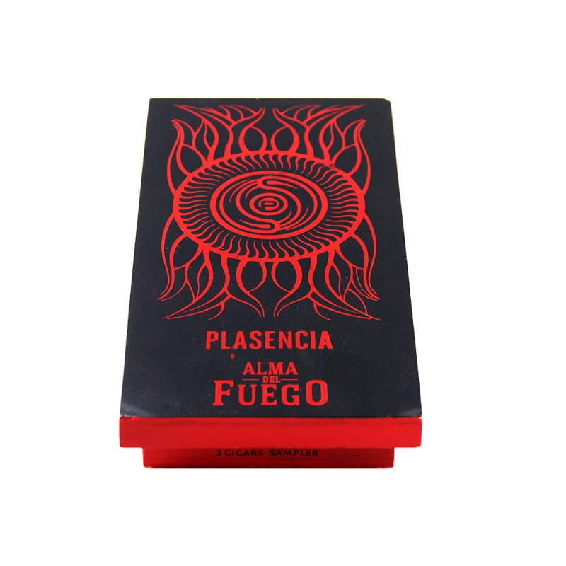 stylowe, oryginalne pudełko z cygarami w kolorze czarno czerwonym z logo plasencia alma del fuego