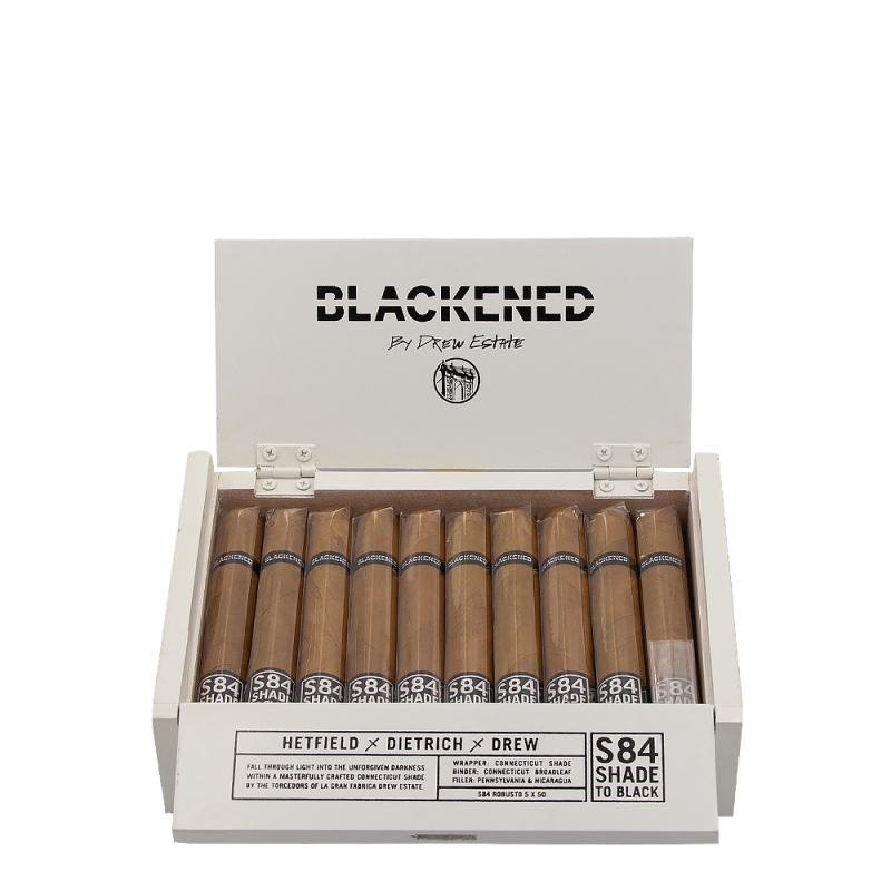 delikatne cygara od Drew Estate Blackened w białym pudełku delikatne cygara od Drew Estate Blackened w białym pudełku