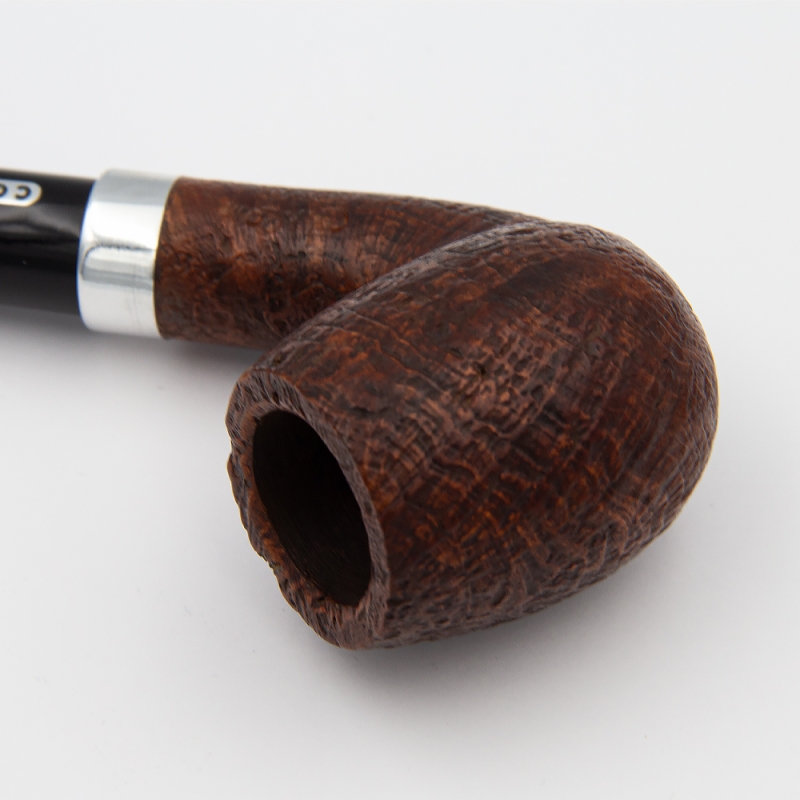 ręcznie zdobiony cybuch w ciemno brązowym kolorze