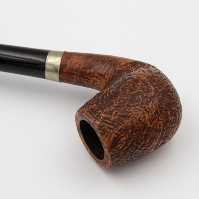 ręcznie zdobiony drewniany cybuch od fajki