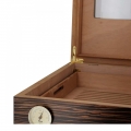 złote detale na zawiasach w Humidorze Adorini Aficionado Deluxe