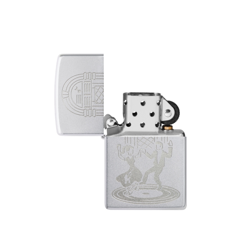 zapalniczka Zippo z matową bazą i laserowym detalem tanecznej kompozycji