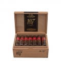 otwarte pudełko pełne cygar Aurora 107 Short Robusto USA Maduro