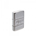 obudowa zapalniczki z geometrycznym grawerem głębokim w chromowanej powierzchni
