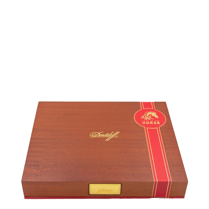 drewniana skrzynka na limitowane cygara marki Davidoff