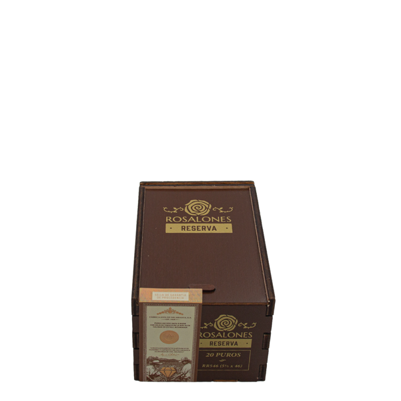 zamknięte pudełko z ciemnego drewna ze złotym logotypem Rosalones Reserva