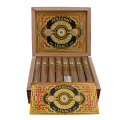 Otwarte pudełko pełne cygar o delikatnej mocy marki Perdomo