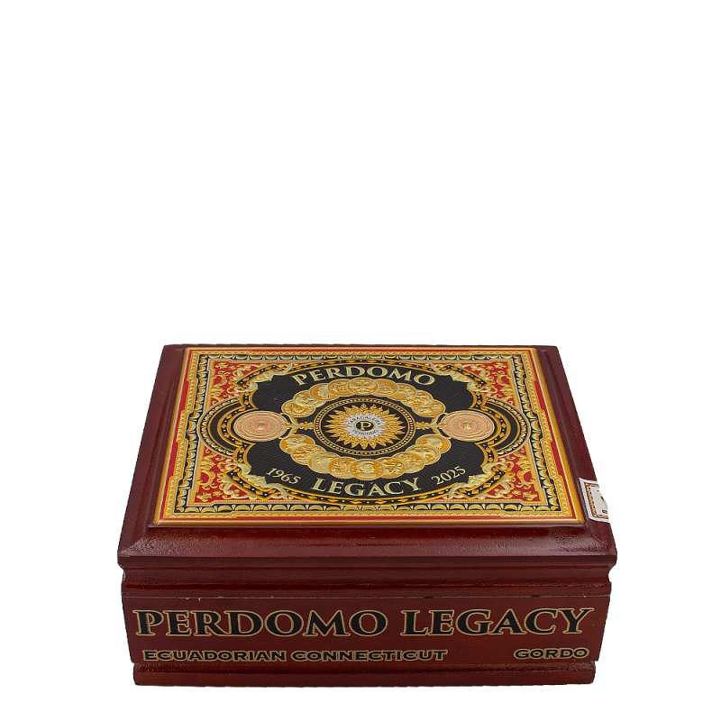 drewniane kolorowe pudełko z cygarami marki Perdomo