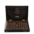 otwarte czarne pudełko wypełnione unikatowymi cygarami Joya de Nicaragua Secret Cask