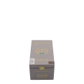 zamknięta skrzynka w szarym kolorze z logotypem marki La Flor Dominicana