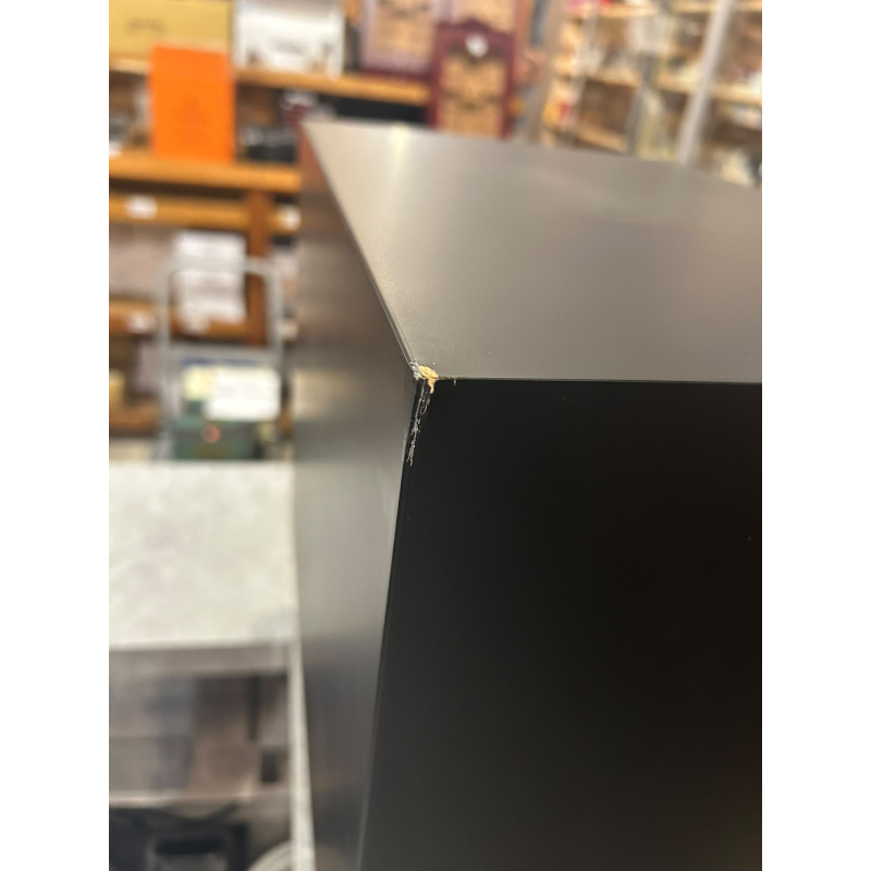 Humidor Adorini Varese Deluxe No.8053/11558 - uszkodzony róg, bark dwóch szyflad.