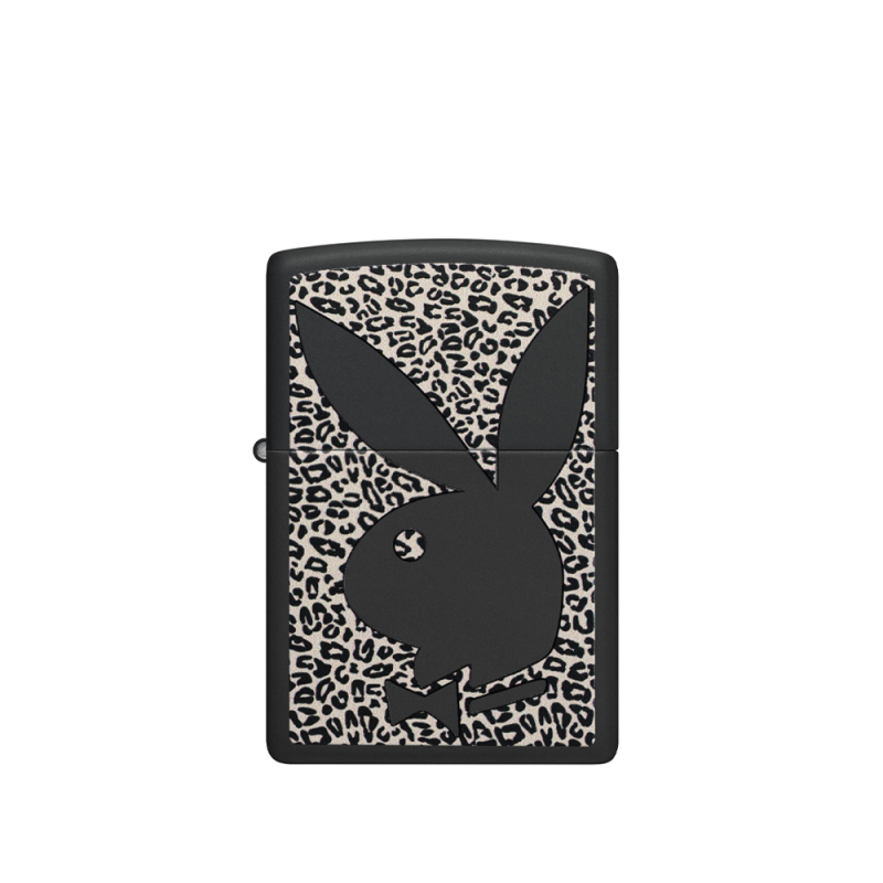 Czarna obudowa Zippo z charakterystycznym króliczkiem na wzorze panterki