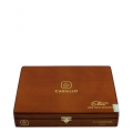 brązowe drewniane pudełko z logo ep carillo