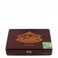 drewniane pudełko z cygarami z logo marki dominikańskiej ep carillo
