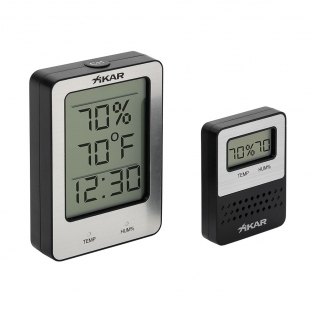 dwa higrometry marki xikar