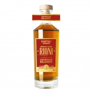 gruzińskie brandy Rioni 3YO w eleganckiej butelce z czerwoną etykietą