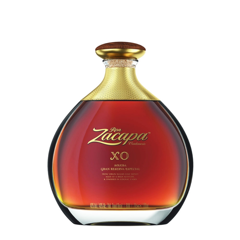 elegancka i stylowa butelka rumu zacapa centenario xo