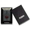 zapalniczka zapakowana w eleganckie pudełko z logo producenta zippo zapalniczka zapakowana w eleganckie pudełko z logo producenta zippo