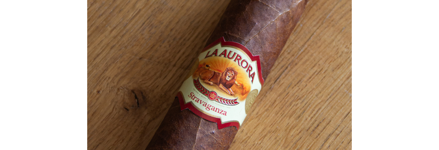 La Aurora Stravaganza - to cygaro robi ogromne wrażenie i to dosłownie!