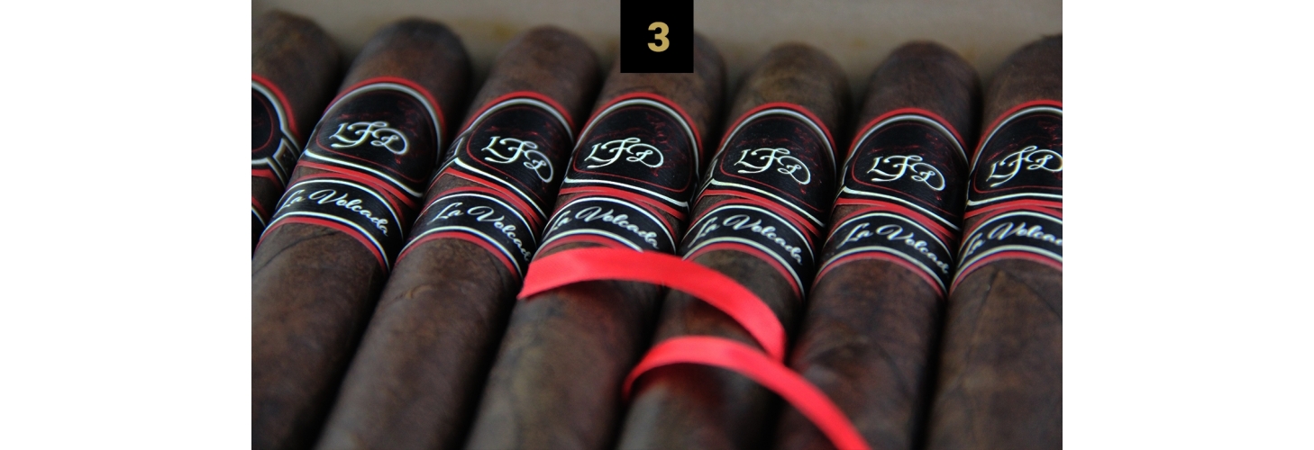 La Flor Dominicana La Volcada